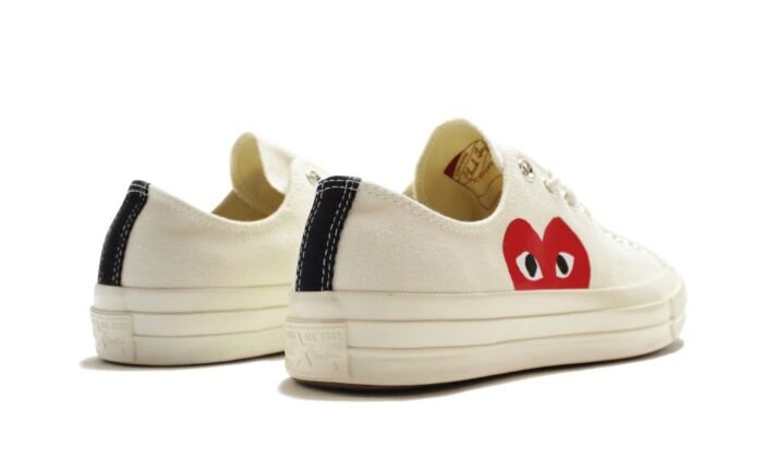 Converse Comme Des Garçons PLAY / Half Heart White - Image 4