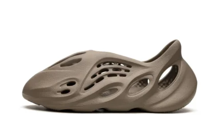 Yeezy Foam Runner "Stone Taupe"