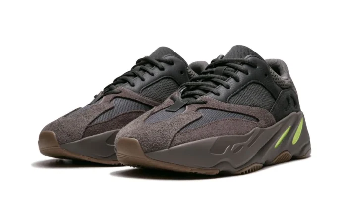 Yeezy Boost 700 "Enflame Amber" - Image 2