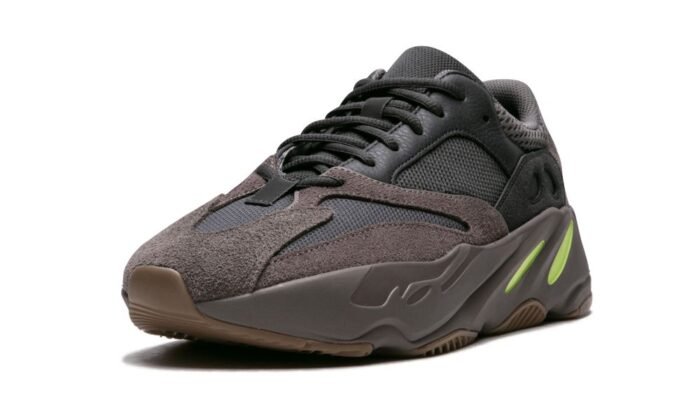 Yeezy Boost 700 "Enflame Amber" - Image 4