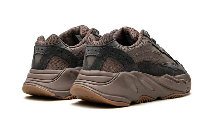 Yeezy Boost 700 V2 "Mauve" - Image 3