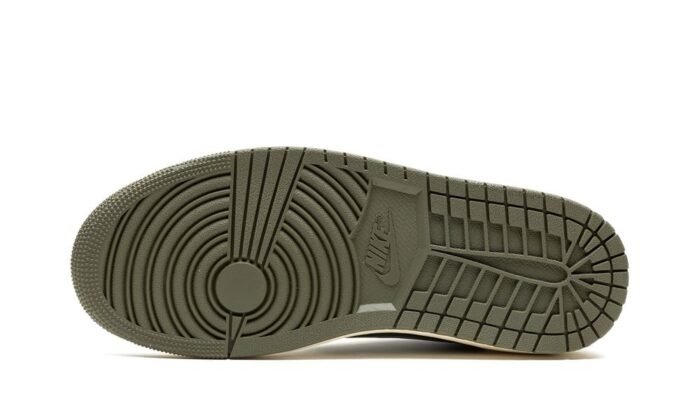 AIR JORDAN 1 LOW OG WMNS "Travis Scott - Olive" - Image 5