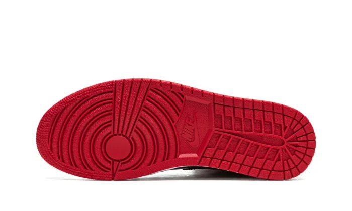 Air Jordan 1 Retro High OG "Patent Bred" - Image 5