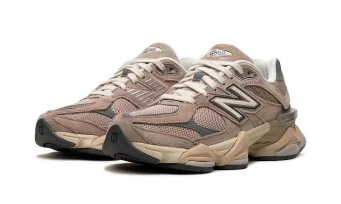 9060 "Driftwood Castlerock" - Image 2