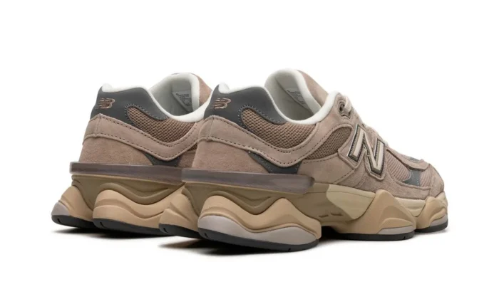 9060 "Driftwood Castlerock" - Image 3