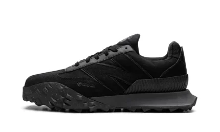XC-72 Gore-Tex "Triple Black"